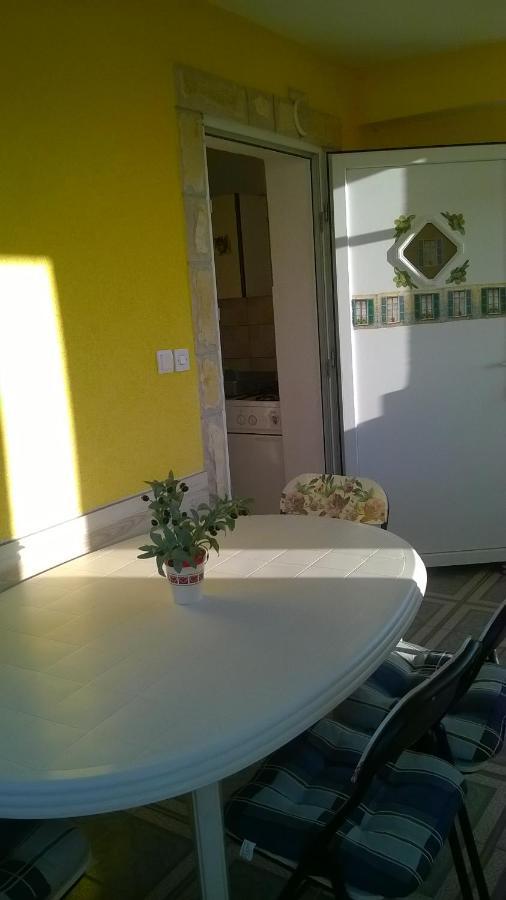 Apartmani Jakovljevic Murter Zewnętrze zdjęcie
