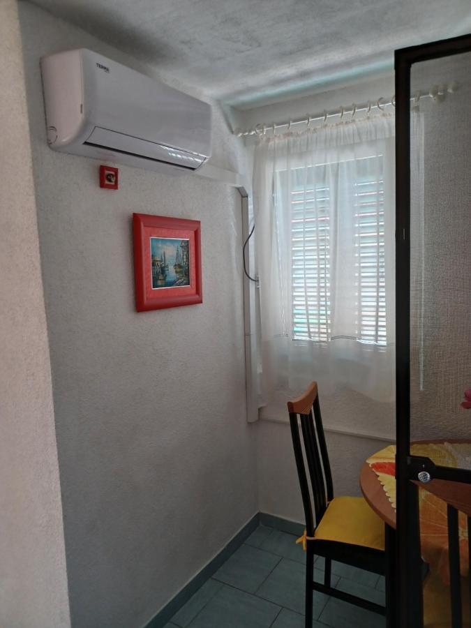 Apartmani Jakovljevic Murter Zewnętrze zdjęcie