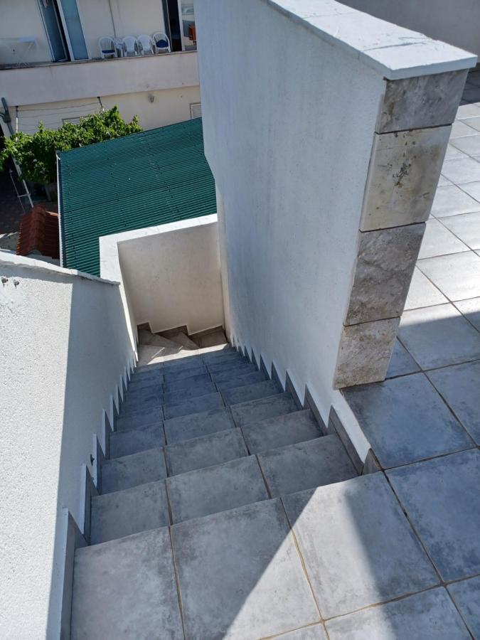 Apartmani Jakovljevic Murter Zewnętrze zdjęcie